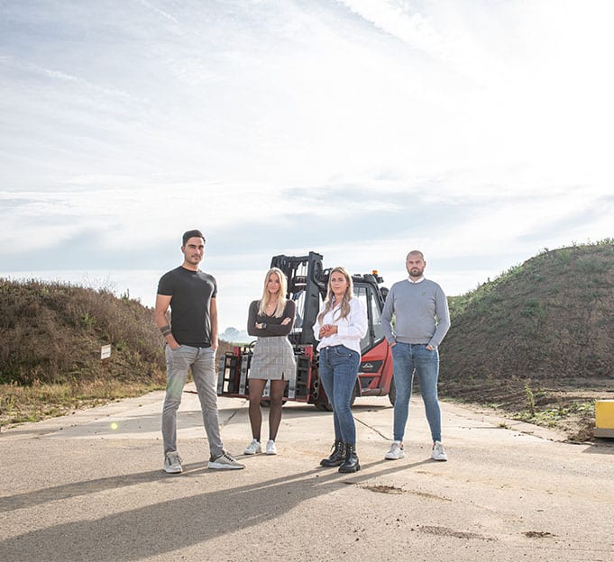 WerkTalent WaalwijkACM products mensen met golfkarretje